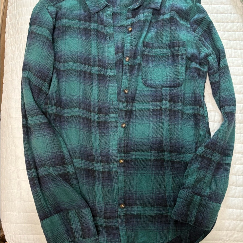 Hollister Green Flannel Button Down Shirt